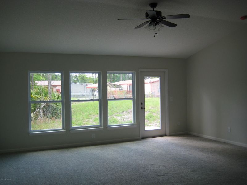 2246 Amarylis Ave, Middleburg, FL 32068