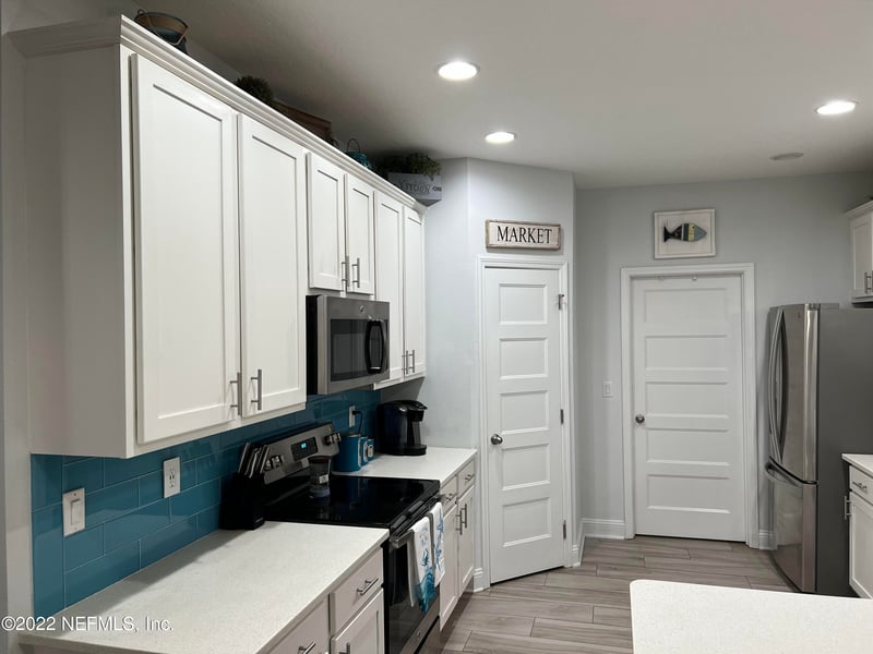 2247 Sandy Bay Ln, Jacksonville, FL 32233