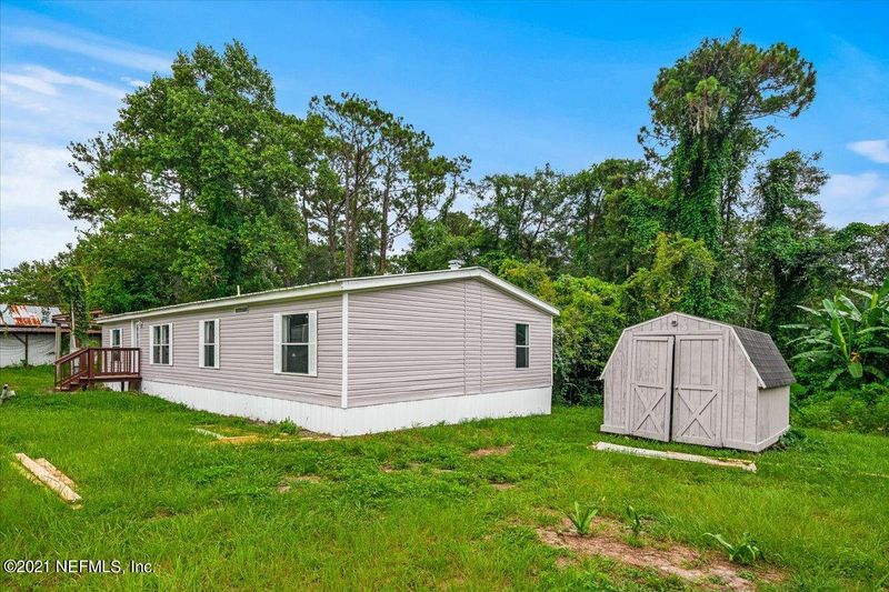 2247 Stauffer Rd, Green Cove Springs, FL 32043