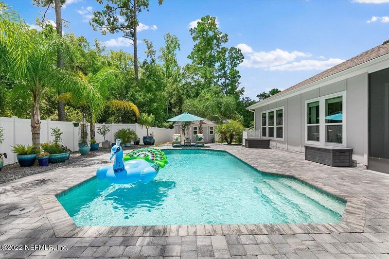 225 Crescent Key Dr, St Augustine, FL 32086