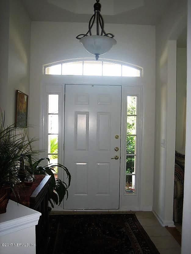 225 Crooked Ct, St Johns, FL 32259