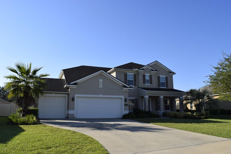 2250 Club Lake Dr, Orange Park, FL 32065