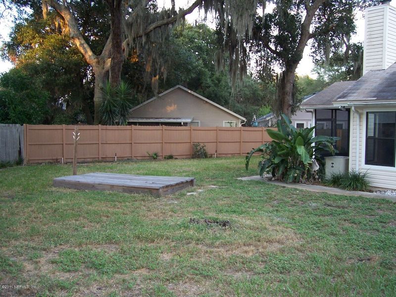 2253 Aspen Ridge Ct, Atlantic Beach, FL 32233