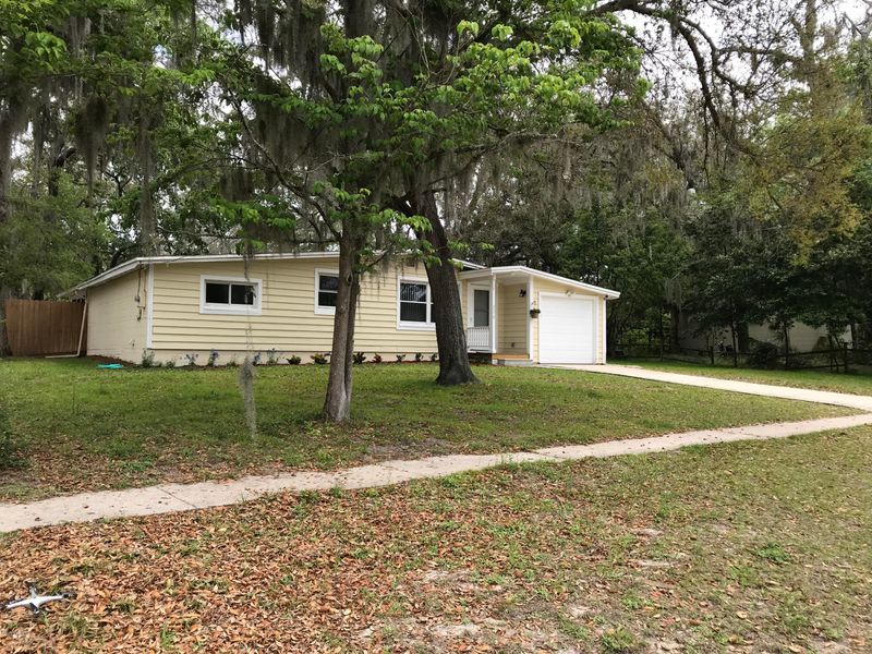 226 Canis Dr W, Orange Park, FL 32073