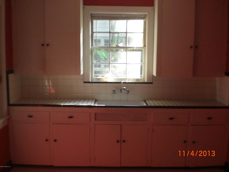 227 W 67th St, Jacksonville, FL 32208