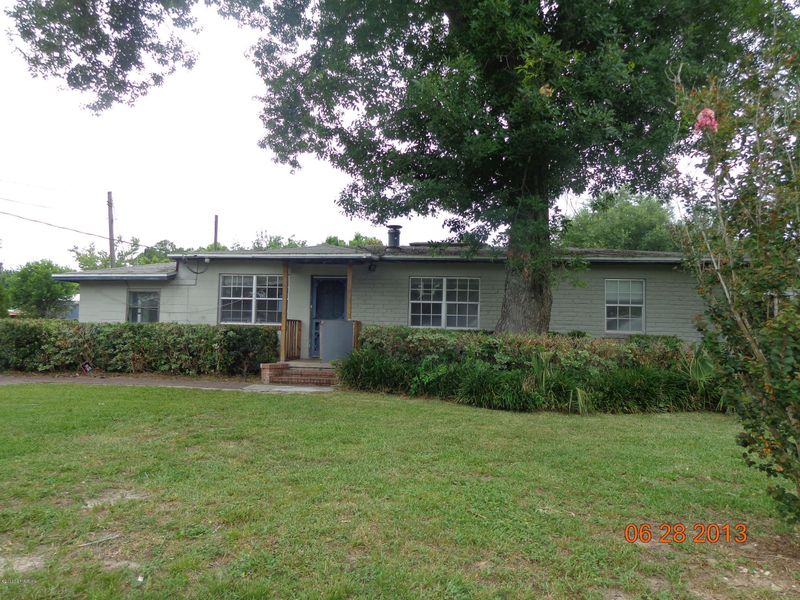 2270 Anniston Rd, Jacksonville, FL 32246