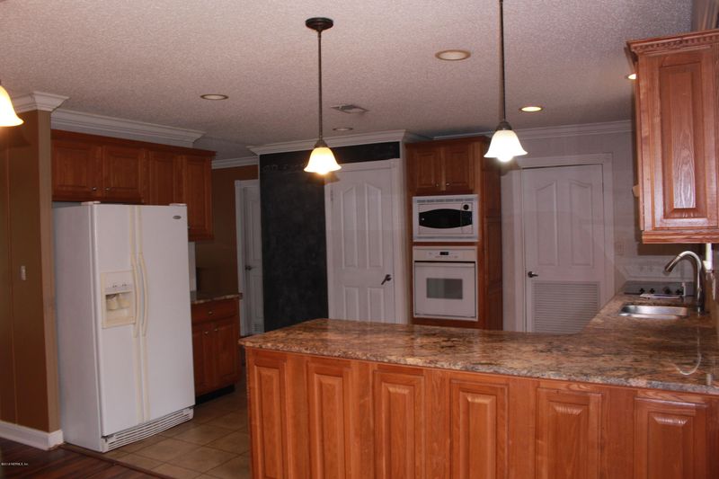 2270 Aster Ave, Middleburg, FL 32068