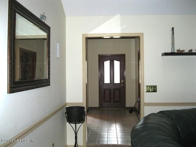 2271 Staggerbush Dr, Jacksonville, FL 32223