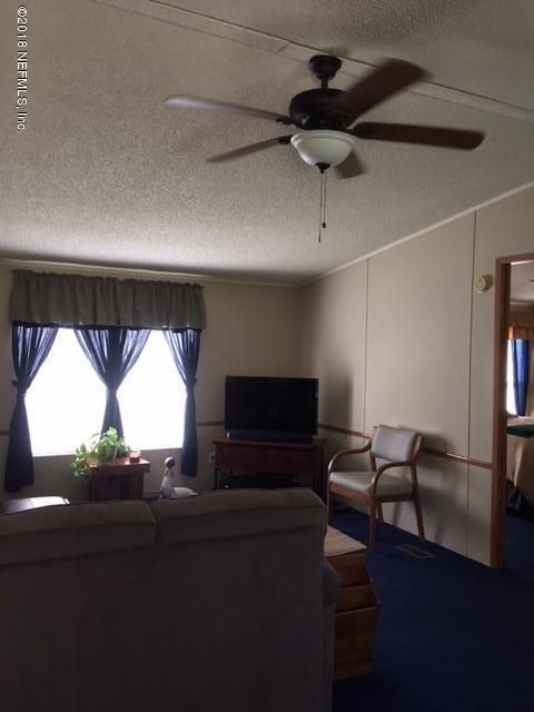 2277 Amarylis Ave, Middleburg, FL 32068