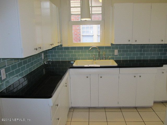 228 12th St W, Jacksonville, FL 32206