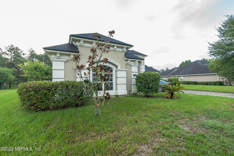 228 Stonewell Dr, Jacksonville, FL 32259