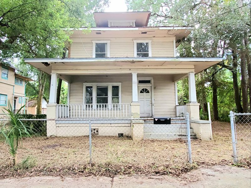 228 W 18th St, Jacksonville, FL 32206