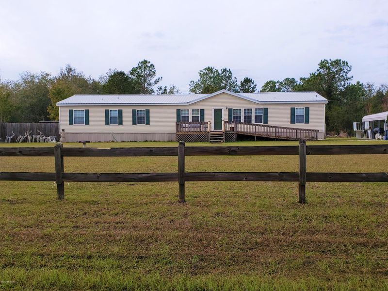22838 Brandon Rd, Lawtey, FL 32058