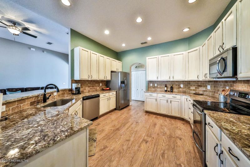 229 Lige Branch Ln, St Johns, FL 32259