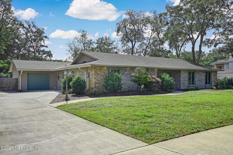 2291 Stafford Dr, Orange Park, FL 32073