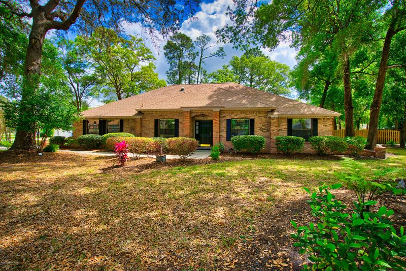 2299 Osceola Forest Ct, St Johns, FL 32259
