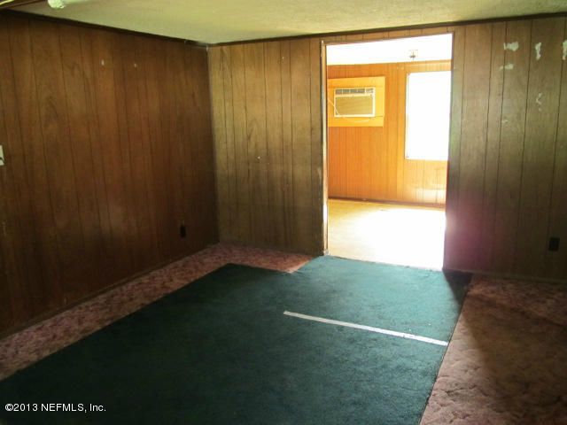 2304 Peach Dr, Jacksonville, FL 32246