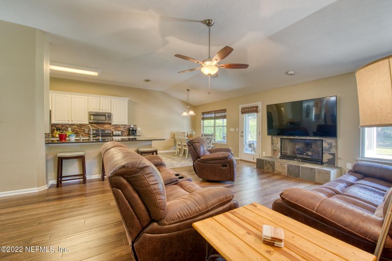 2305 Emilys Way, Fleming Island, FL 32003