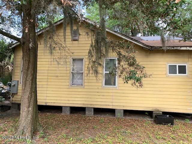 2307 Jerusalem St, Jacksonville, FL 32207