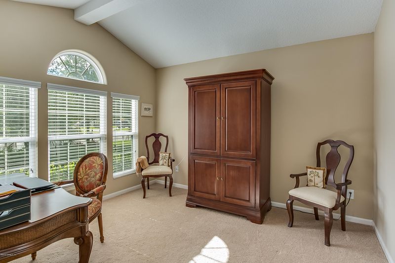 231 E Teague Bay Dr, St Augustine, FL 32092