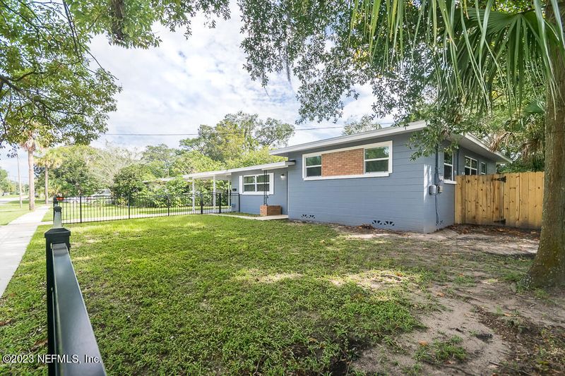 2311 Townsend Blvd, Jacksonville, FL 32211