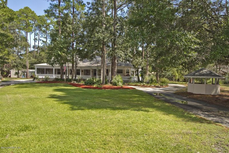 2316 Plantation Lake Dr, St Augustine, FL 32084