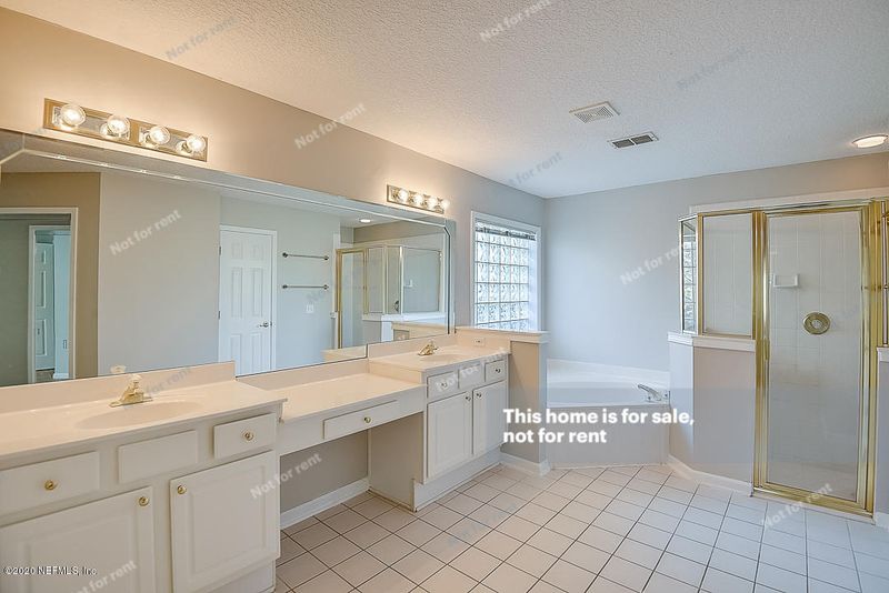 2317 Bridgewater Ct, Orange Park, FL 32003