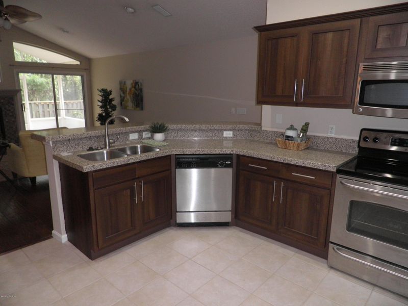 232 Bell Branch Ln, St Johns, FL 32259