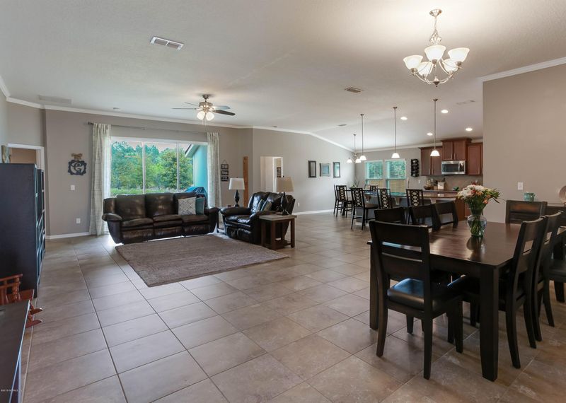 232 Bridgeport Ln, Elkton, FL 32033