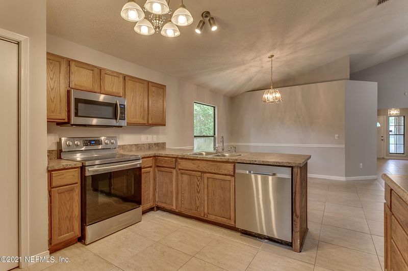 2326 Richard Lee St, Orange Park, FL 32073