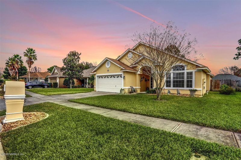 2327 Companion Cir E, Jacksonville, FL 32224