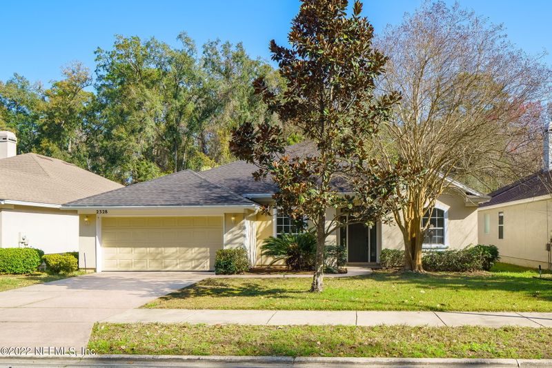 2328 Crooked Pine Ln, Fleming Island, FL 32003