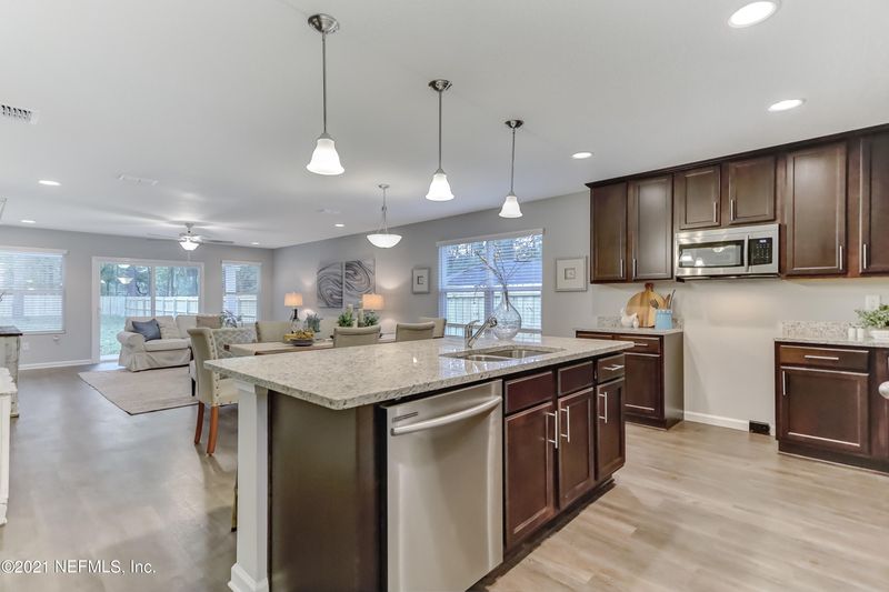 2330 Forest Blvd, Jacksonville, FL 32246