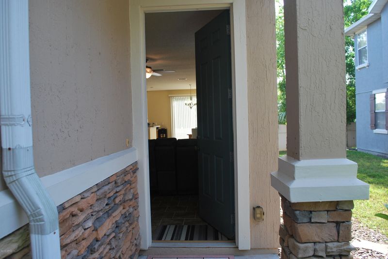 2332 Sunset Bluff Dr, Jacksonville, FL 32216