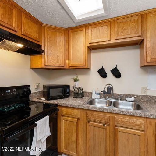 2337 W 10th St, Jacksonville, FL 32209