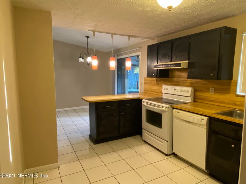 2344 Constitution Dr, Orange Park, FL 32073