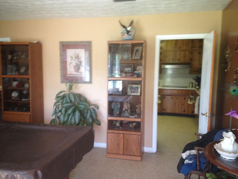 2349 Four Winds Dr, Jacksonville, FL 32224