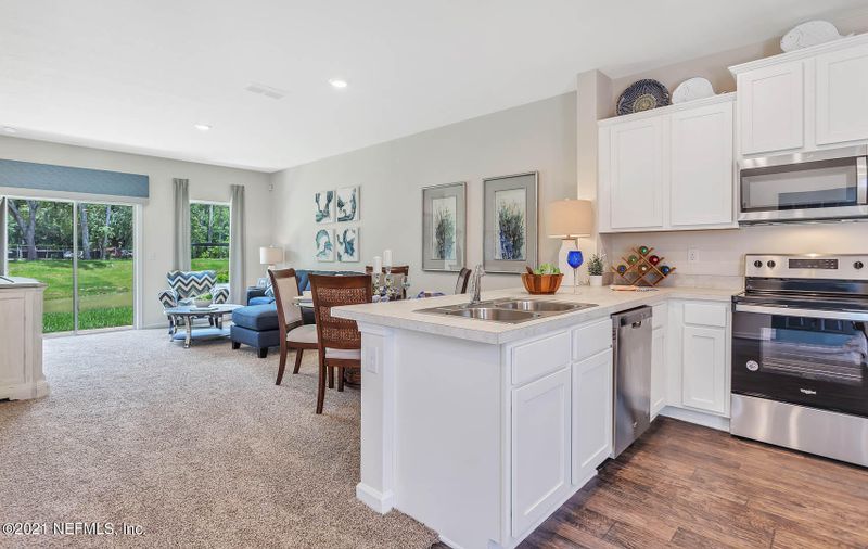 235 Aralia Ln, Jacksonville, FL 32216