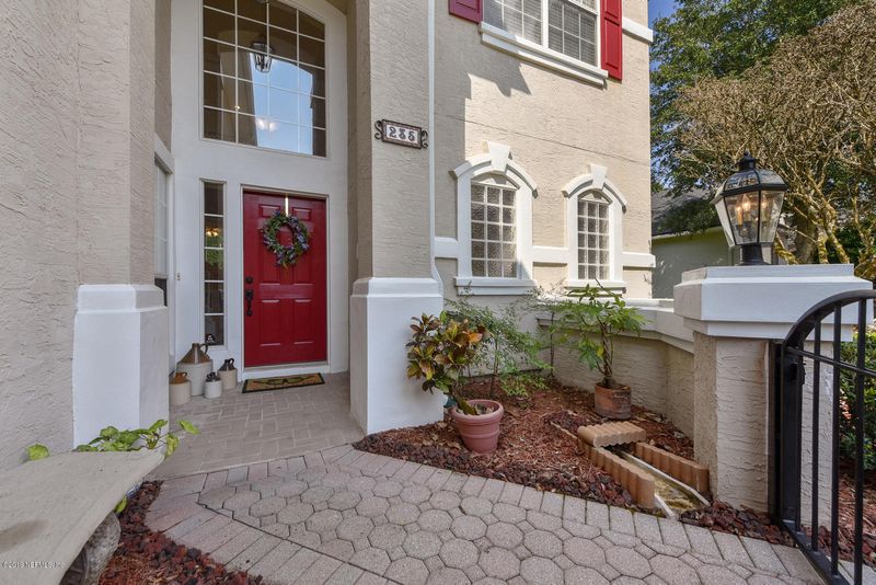 235 Sweetbrier Branch Ln, St Johns, FL 32259