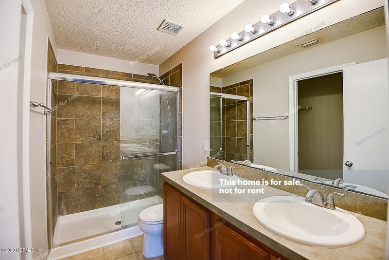 2351 Sunset Bluff Dr, Jacksonville, FL 32216