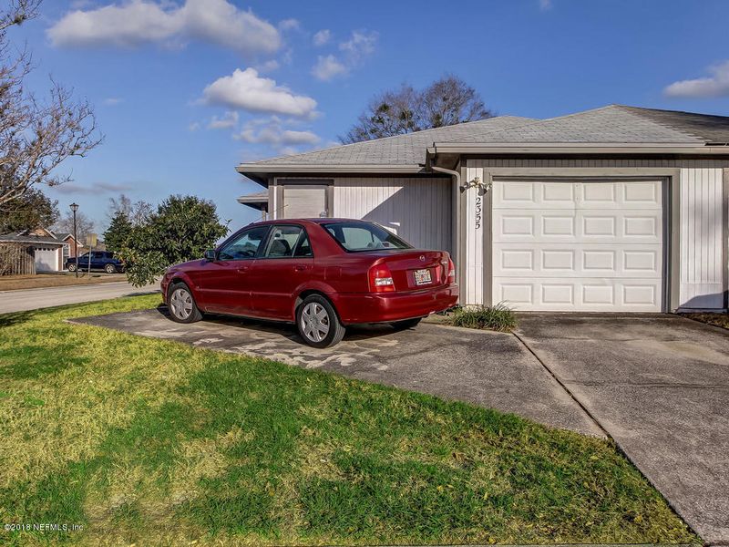 2355 Ironstone Dr E, Jacksonville, FL 32246