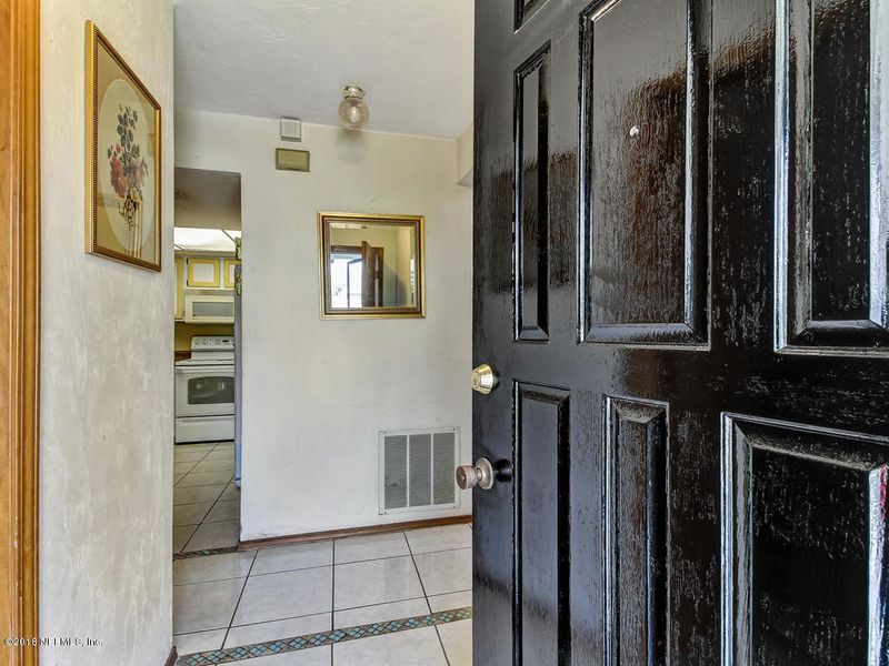 2355 Ironstone Dr E, Jacksonville, FL 32246