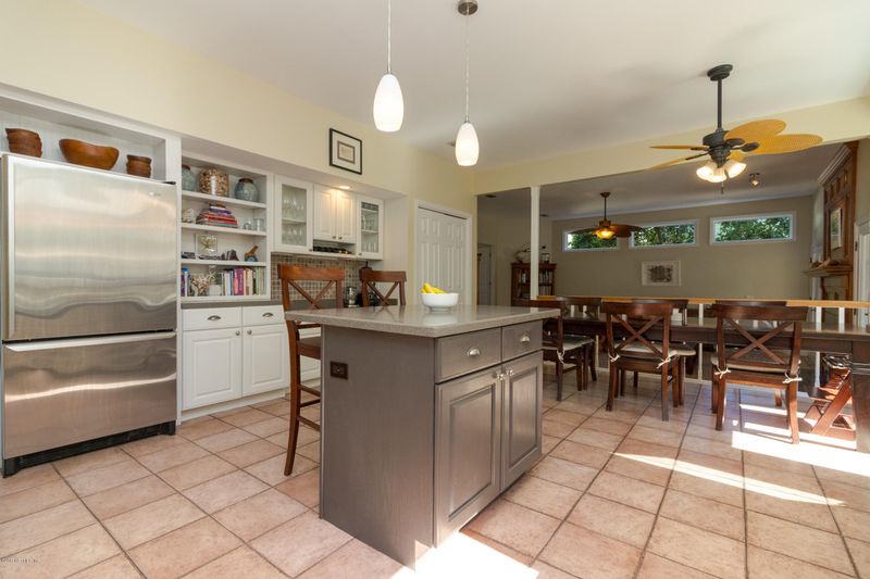 2355 Oceanforest Dr W, Atlantic Beach, FL 32233