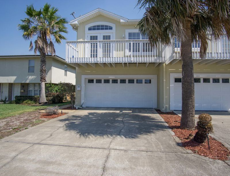 236 Bowles St, Neptune Beach, FL 32266