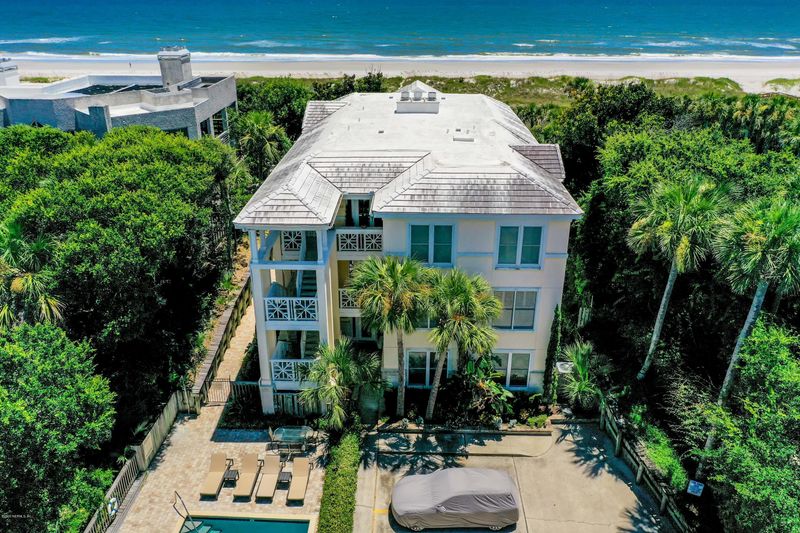 2363 Seminole Rd, Atlantic Beach, FL 32233