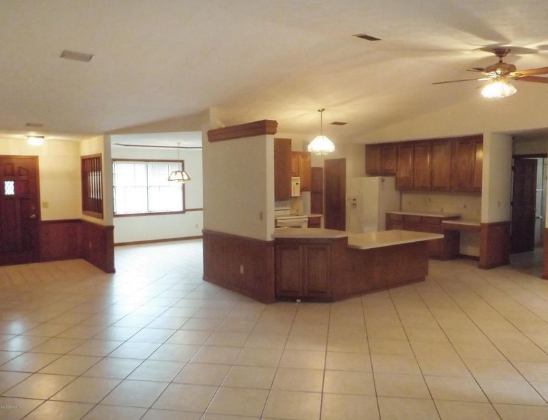 2365 Deerwood Ln, St Augustine, FL 32084