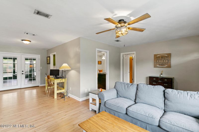 2365 Mills Rd, Jacksonville, FL 32216