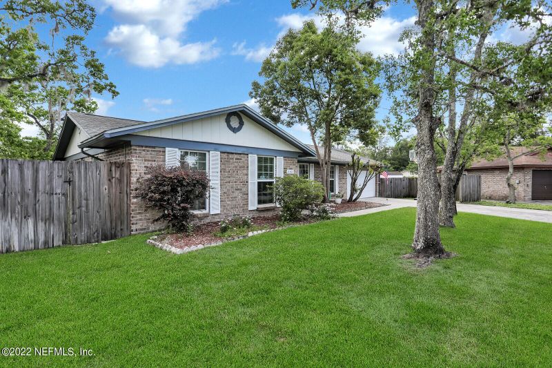 2368 Fernview Dr, Orange Park, FL 32065