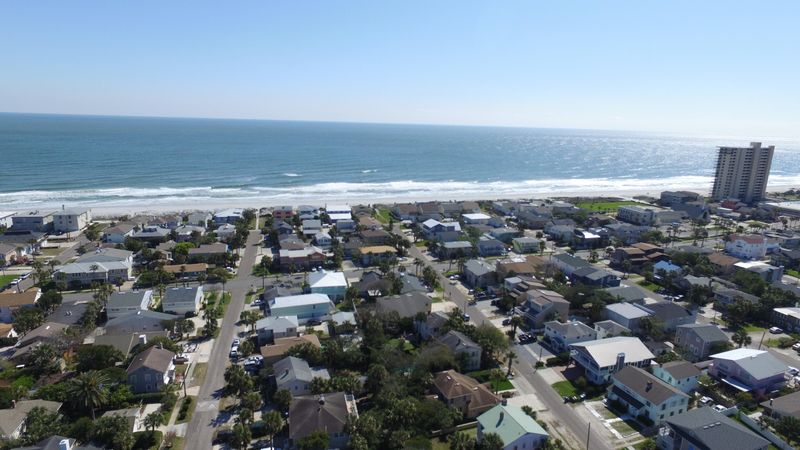 237 Oleander St, Neptune Beach, FL 32266