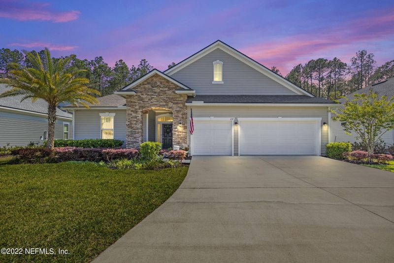 237 Weathered Edge Dr, St Augustine, FL 32092